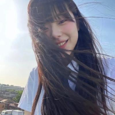 残酷 海报