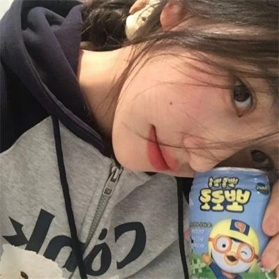 霹雳娇娃战丧尸 海报